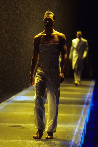 Look 74